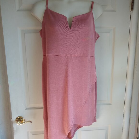 boohoo Rose Pink Plus Lois Asymmetric Midi Dress - Picture 1 of 6
